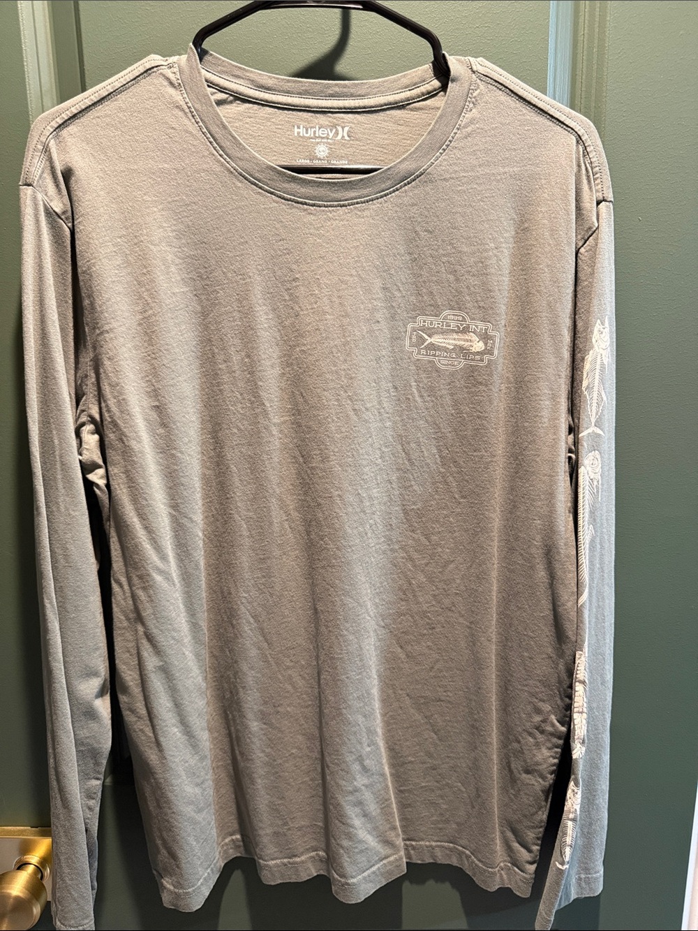 Hurley Men's Long-Sleeve Light Gray Graphic Tee
